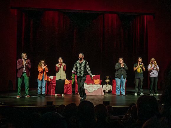 Culture Clash im Wohnzimmer-8f0615